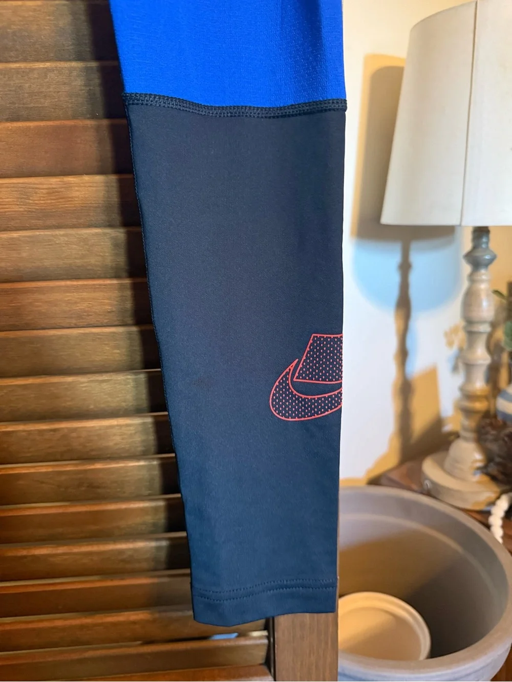 Nike Sports Pro Clash workout tights neon pants size Medium